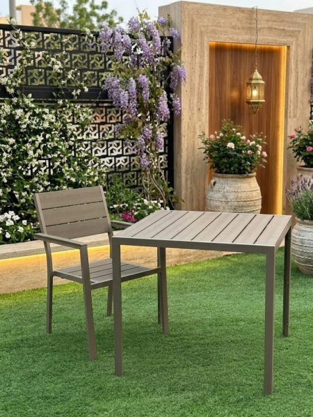 طاولة (Aluminum, Wood)